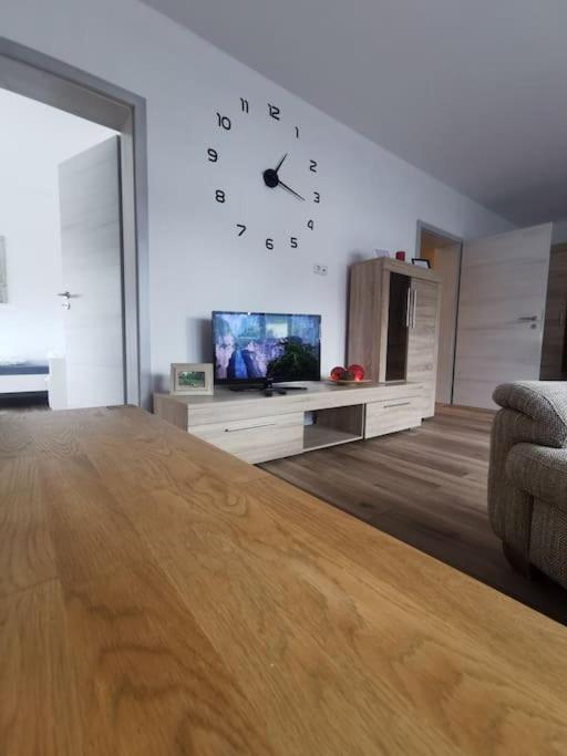 95qm Dachgeschoss Fuer 1 Bis 4 Personen Apartment