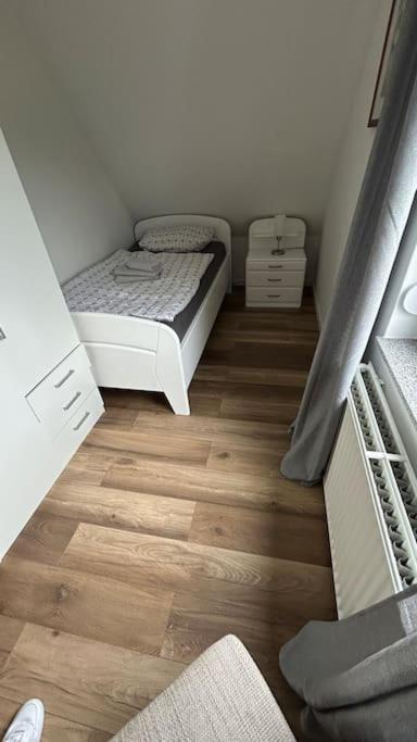 95qm Dachgeschoss Fuer 1 Bis 4 Personen * Bad Laasphe